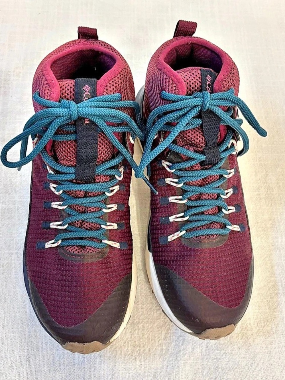 Columbia Women's Waterproof Hiking Shoe Burgandy & Teal US 7.5